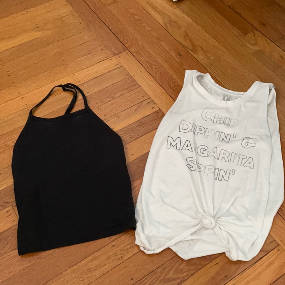 Summer fun tank top duo ☀️